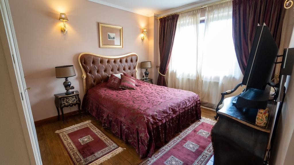 Apartament 3 camere Predeal partie