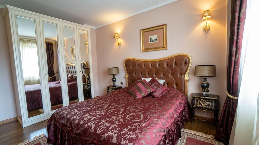 Apartament 3 camere Predeal partie