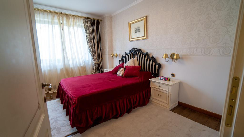 Apartament 3 camere Predeal partie