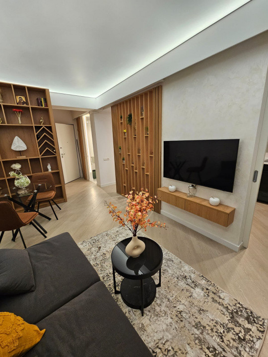 Studio modern, prima închiriere, Cortina North – Pipera