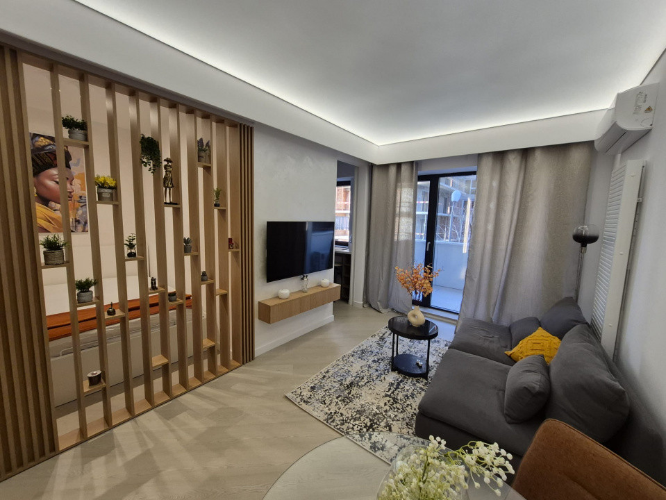 Studio modern, prima închiriere, Cortina North – Pipera