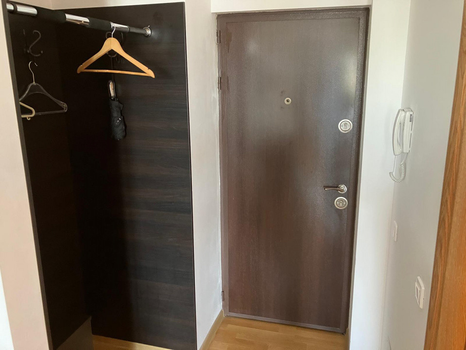 apartament decomandat de inchiriat cu 3 camere  in Dorobanti 