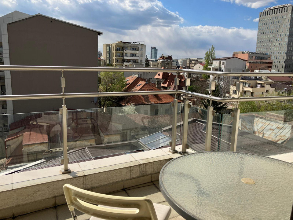 apartament decomandat de inchiriat cu 3 camere  in Dorobanti 