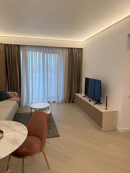 Studio dublu de închiriat – Cortina North