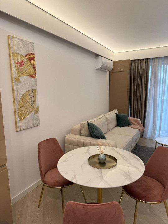 Studio dublu de închiriat – Cortina North