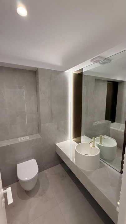 Studio dublu de închiriat – Cortina North