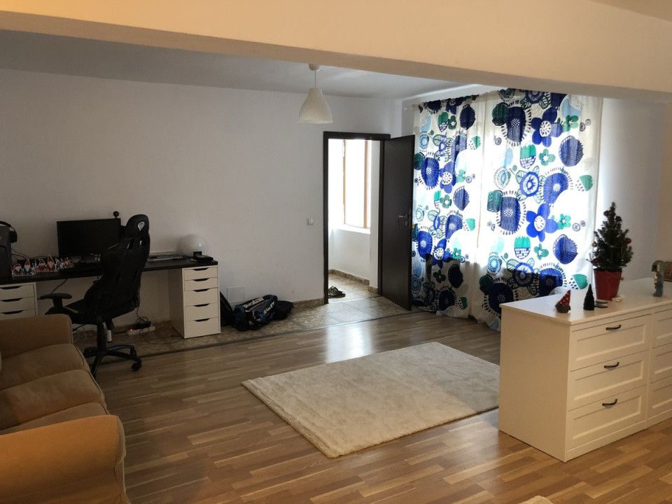 Casa 6 camere 2012 Eroii Revolutiei