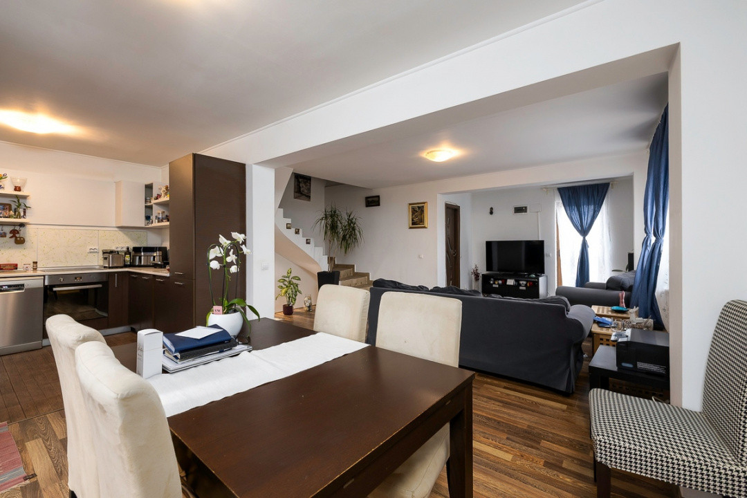 Casa 6 camere 2012 Eroii Revolutiei