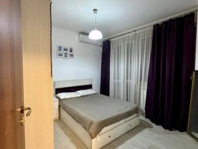 Închiriere apartament de 3 camere, 78 mp, renovat complet - Piața Romană