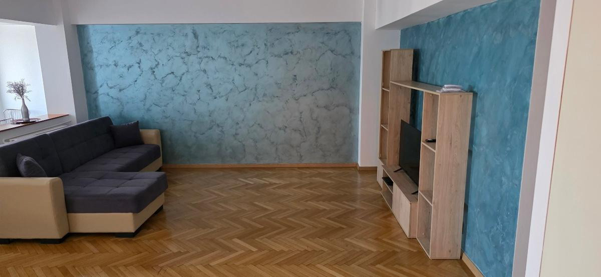 Apartament  de inchiriat cu 4 camere  in Dorobanti 