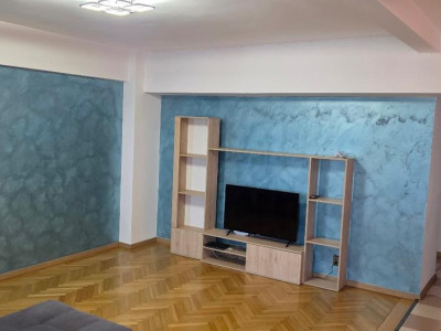 Apartament  de inchiriat cu 4 camere  in Dorobanti 