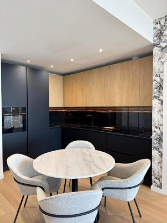 2 camere UpSite, 60 mp, etaj 16, parcare