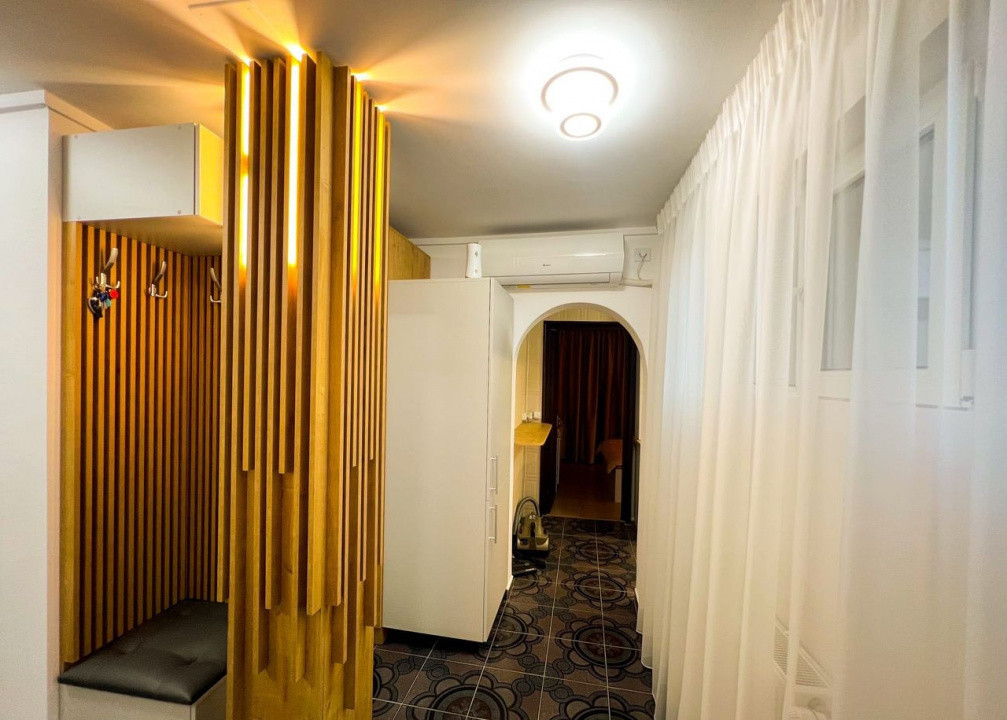 De inchiriat apartament  2 camere, confort 1 - zona Piata Sudului
