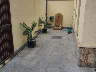 Casă de închiriat în zona Pantelimon cu 3 camere 