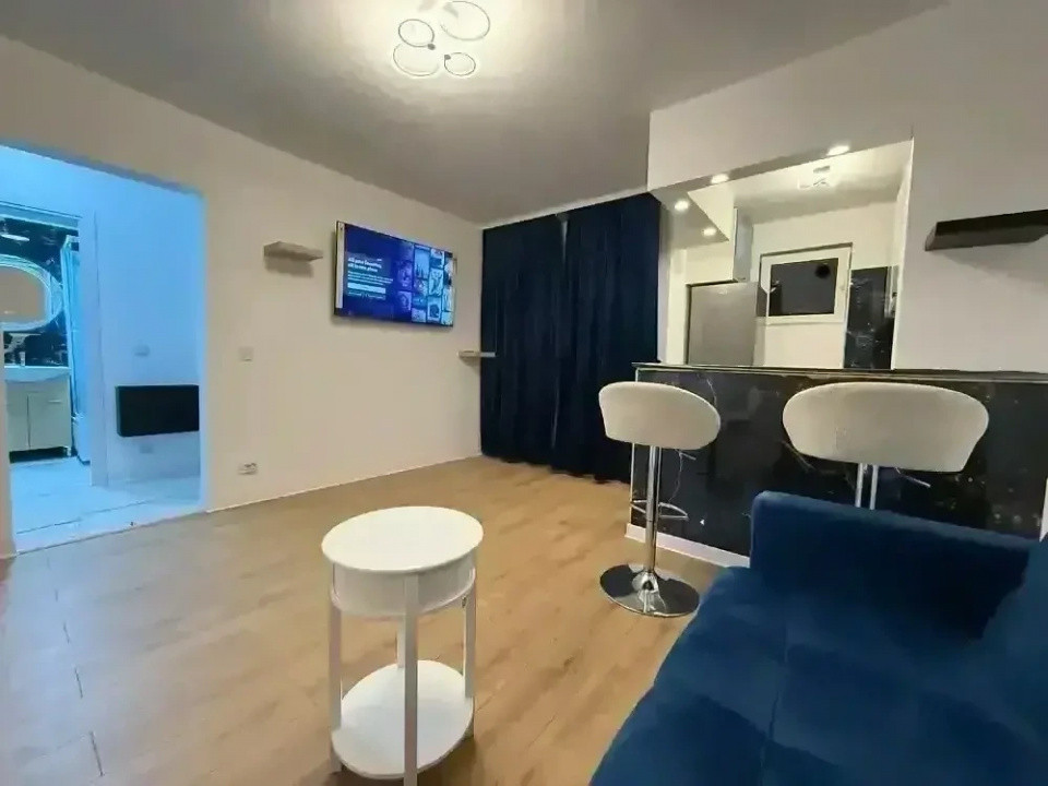 Apartament 2 camere Apărătorii Patriei 