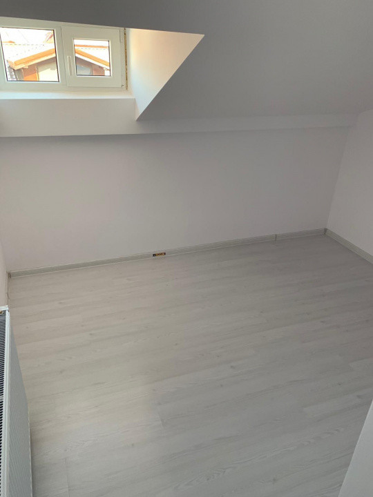 Vilă interbelică 9 camere | Vasile Lascăr - Eminescu | renovată