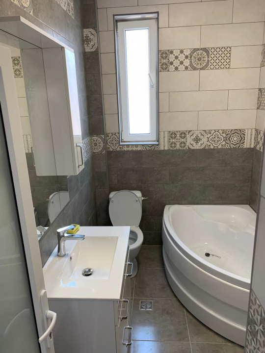 Vilă interbelică 9 camere | Vasile Lascăr - Eminescu | renovată