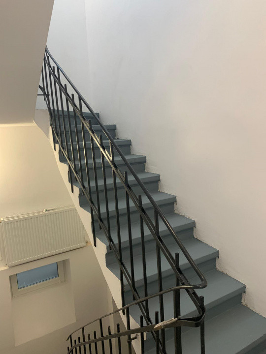 Vilă interbelică 9 camere | Vasile Lascăr - Eminescu | renovată