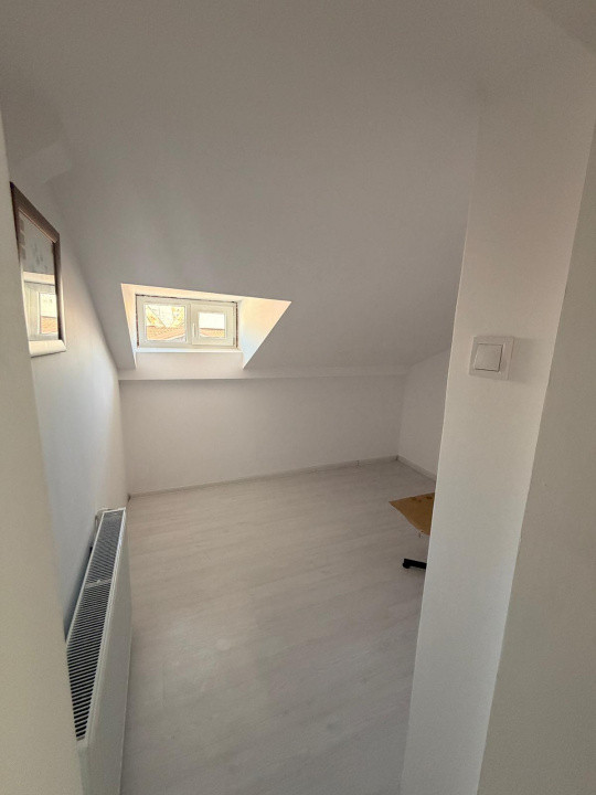 Vilă interbelică 9 camere | Vasile Lascăr - Eminescu | renovată