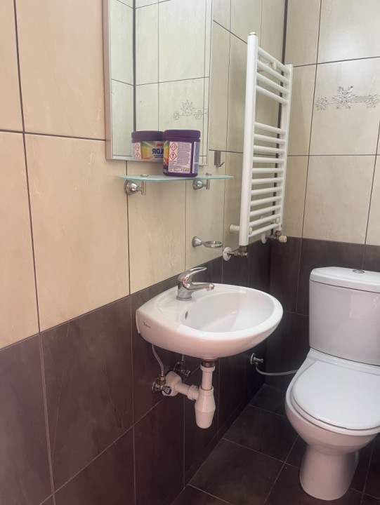 Apartament 2 camere 50 mp, terasa 30 mp, centrala, parc, metrou, zona Titan