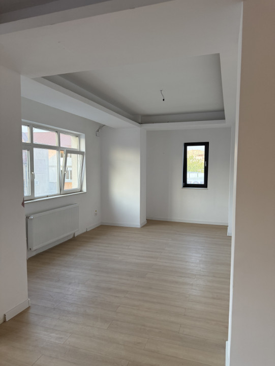 Spatiu Comercial | Mihai Bravu | Deschidere la strada | 50 m de metrou