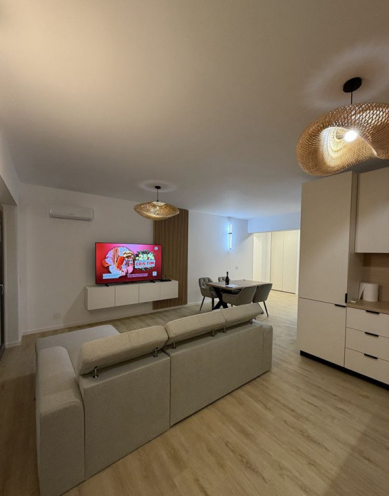 3 camere Prima Vista, prima inchiriere, 80 mp, parcare inclusa