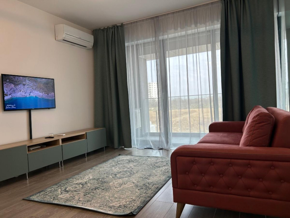 apartament decomandat de inchiriat cu 2 camere  in Pipera 