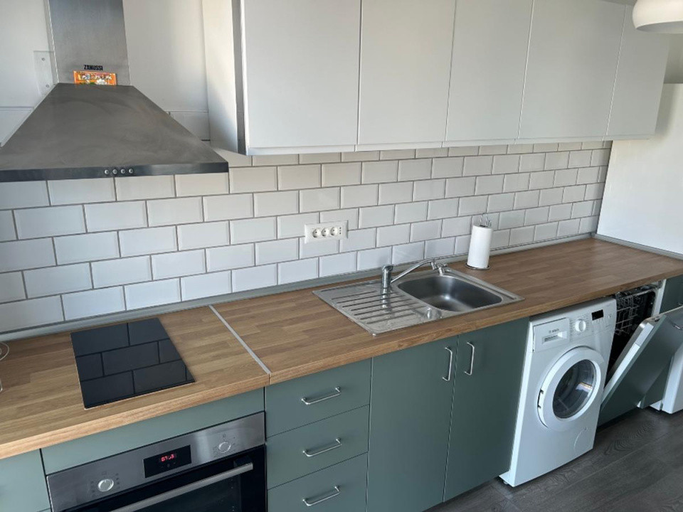 apartament decomandat de inchiriat cu 2 camere  in Pipera 