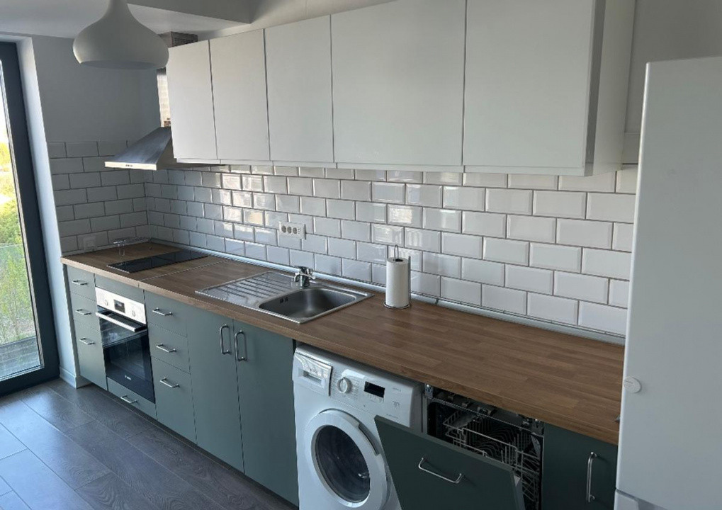 apartament decomandat de inchiriat cu 2 camere  in Pipera 