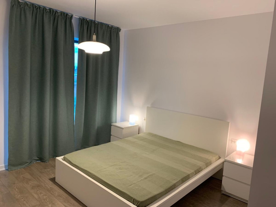 apartament decomandat de inchiriat cu 2 camere  in Pipera 