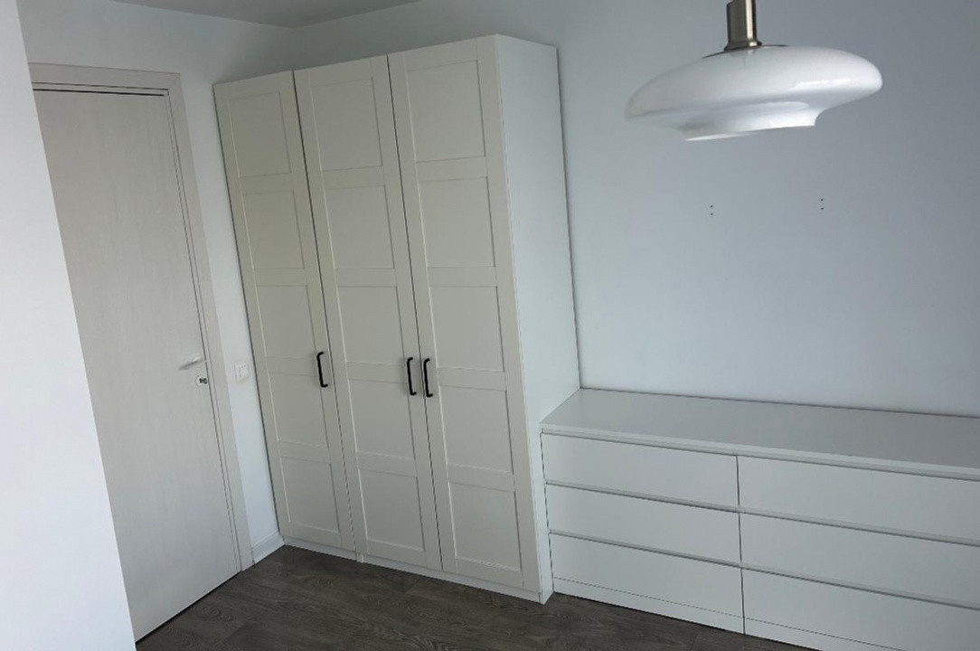 apartament decomandat de inchiriat cu 2 camere  in Pipera 