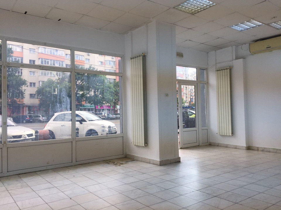spatiu comercial  de inchiriat  in zona Stefan cel Mare 
