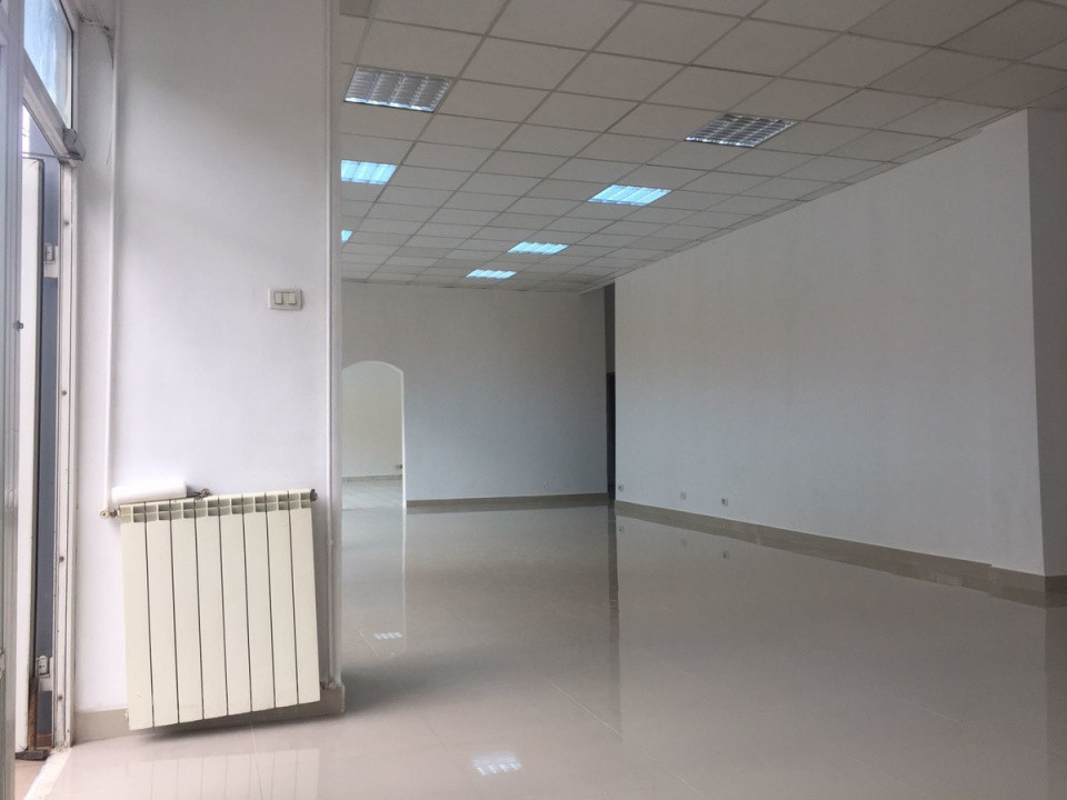 spatiu comercial  de inchiriat  in zona Stefan cel Mare 