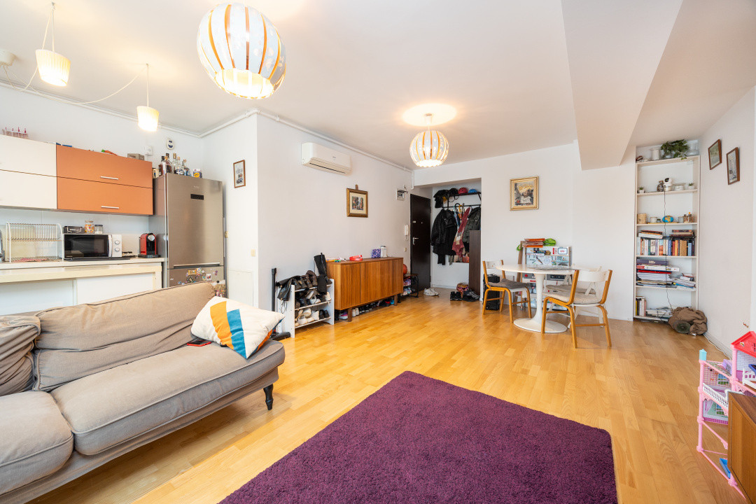 Apartament 3 camere | De vanzare | Piata Presei | Straulesti