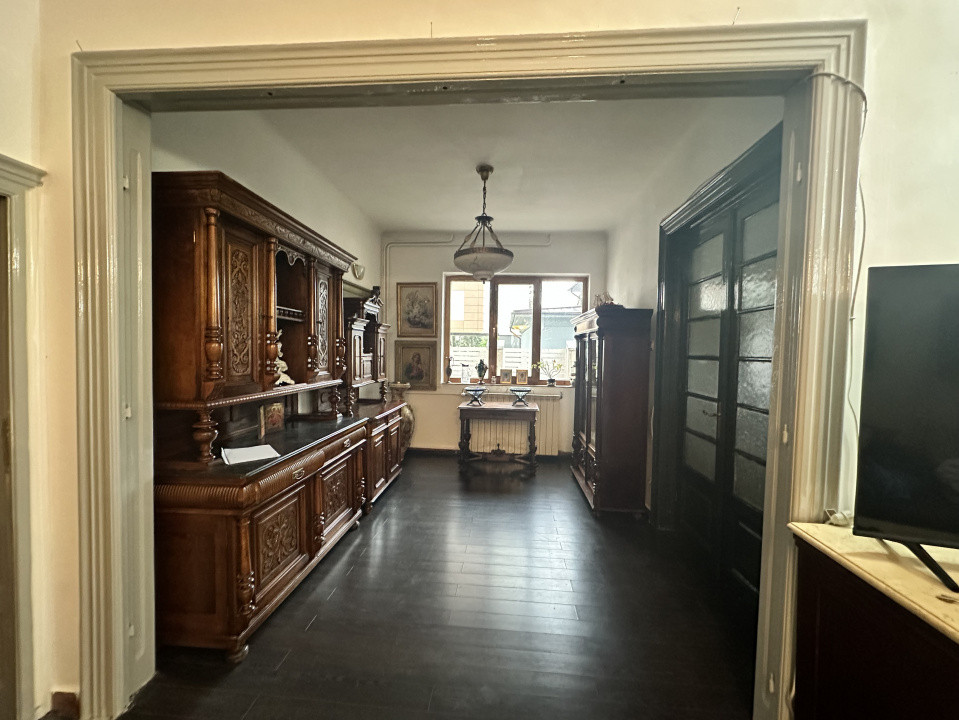 Vilă Cotroceni | Ideală pentru locuință sau investiție