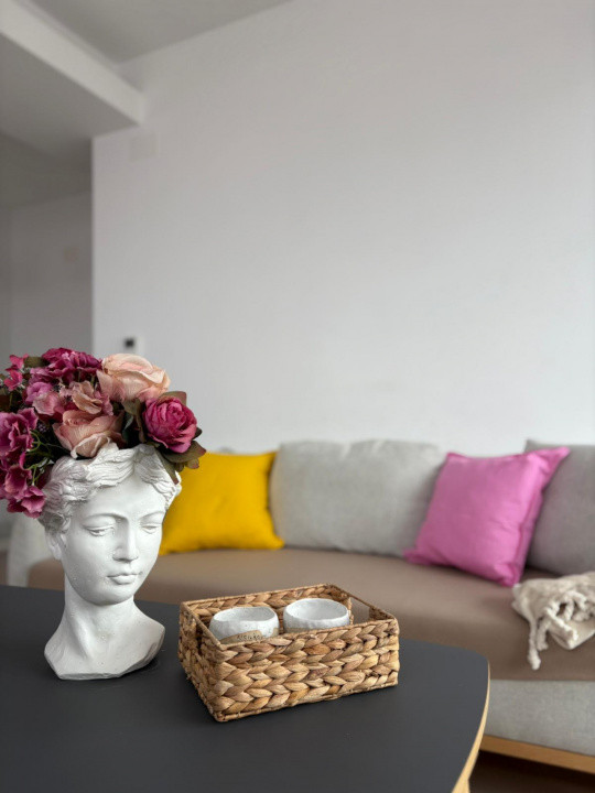 apartament de  inchiriat cu 2 camere in zona Metrou 1 Decembrie 1918