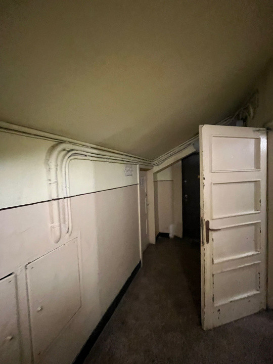 Apartament 3 camere lângă Cișmigiu – potențial investițional 