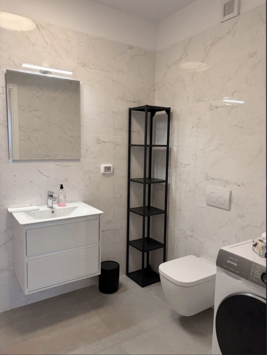 apartament decomandat de inchiriat cu 3 camere  in Pipera 