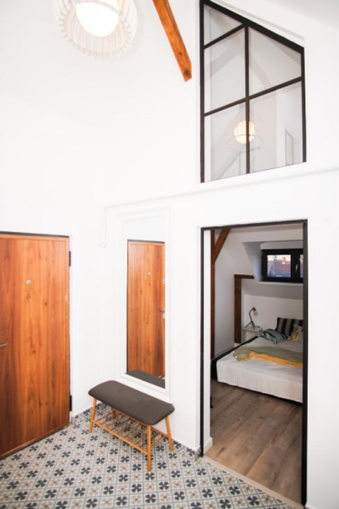 apartament decomandat de inchiriat cu 3 camere  in Dorobanti 