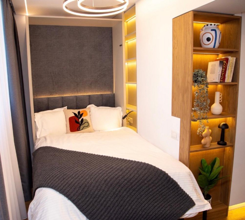 apartament decomandat de inchiriat cu 3 camere  in Splaiul Unirii 