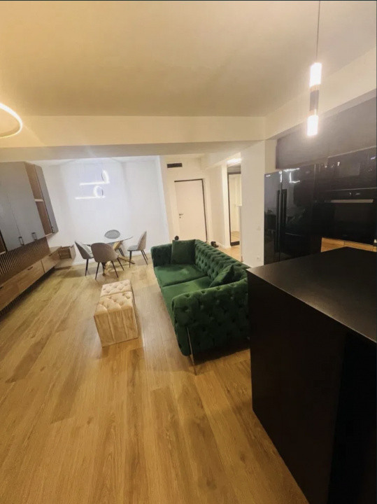 apartament decomandat de inchiriat cu 2 camere  in Pipera 