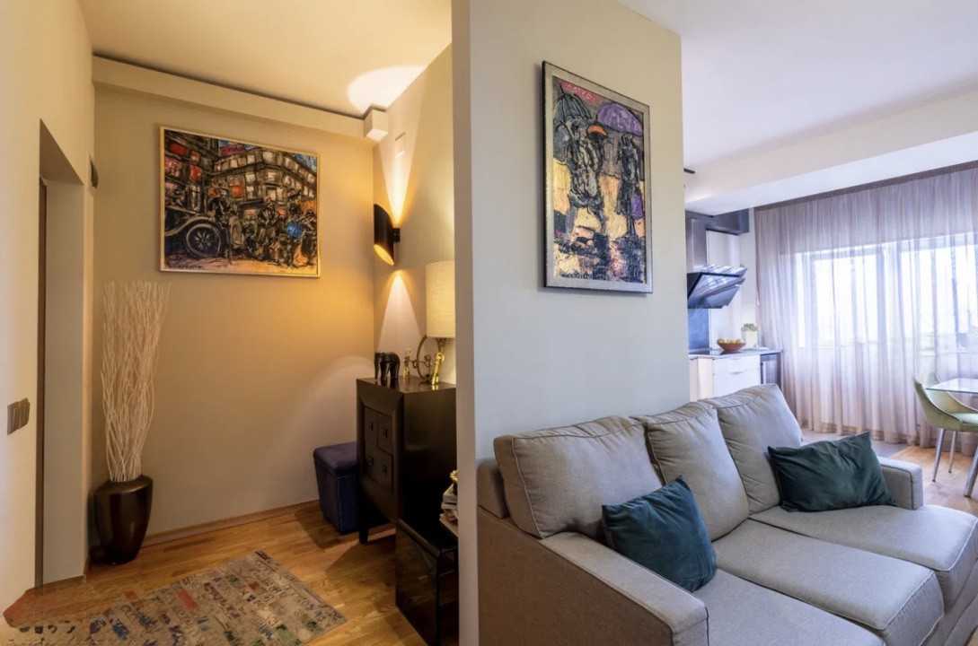 apartament decomandat de inchiriat cu 3 camere  in Pipera 