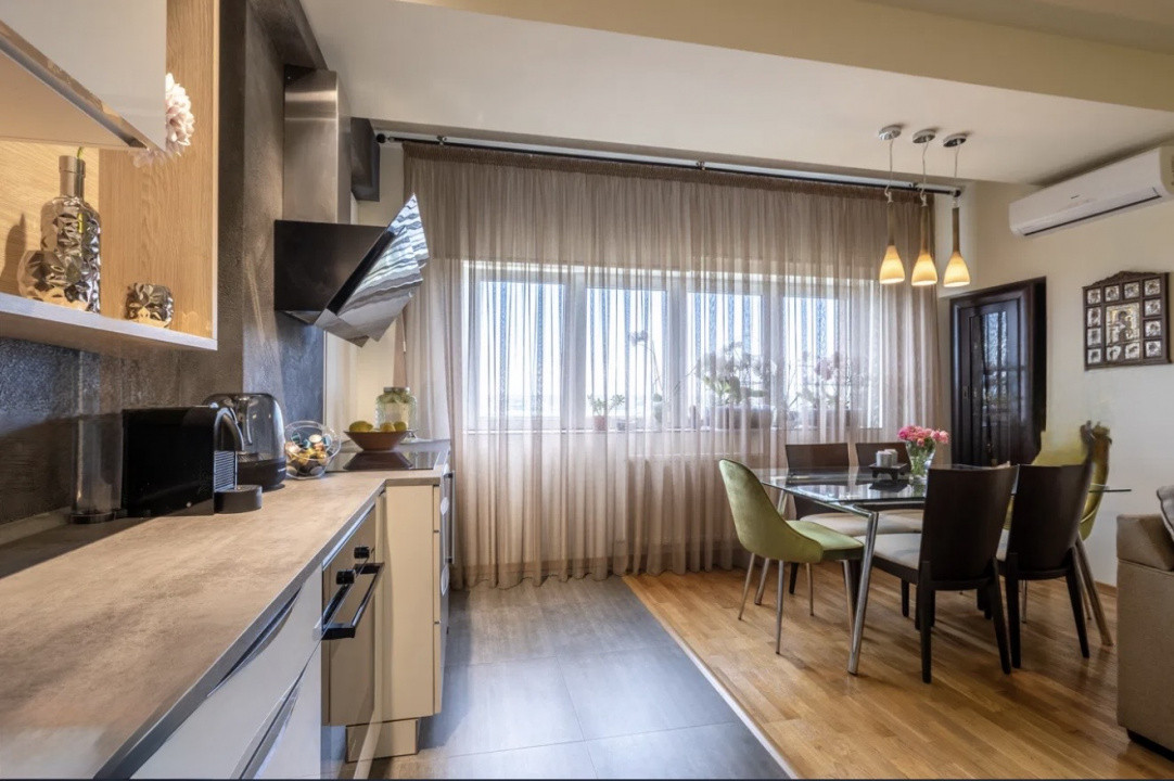 apartament decomandat de inchiriat cu 3 camere  in Pipera 