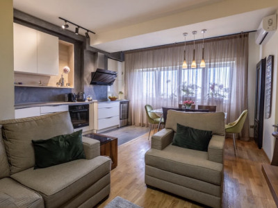 apartament decomandat de inchiriat cu 3 camere  in Pipera 