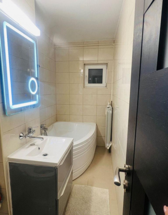 Apartament 3 camere - de închiriat - Colentina