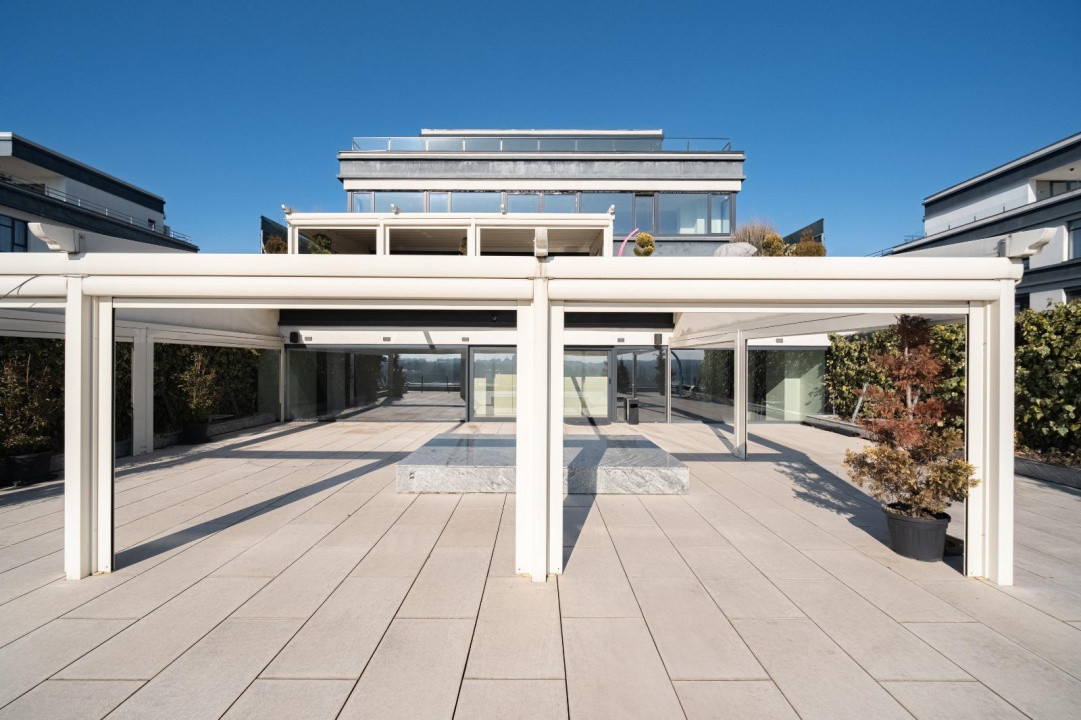 Penthouse cu vedere panoramică către Lacul Tei – Laguna Residence