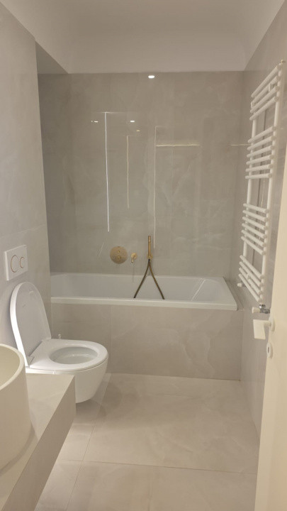 Garsonieră modernă  de închiriat | Prima închiriere | Cortina North Pipera