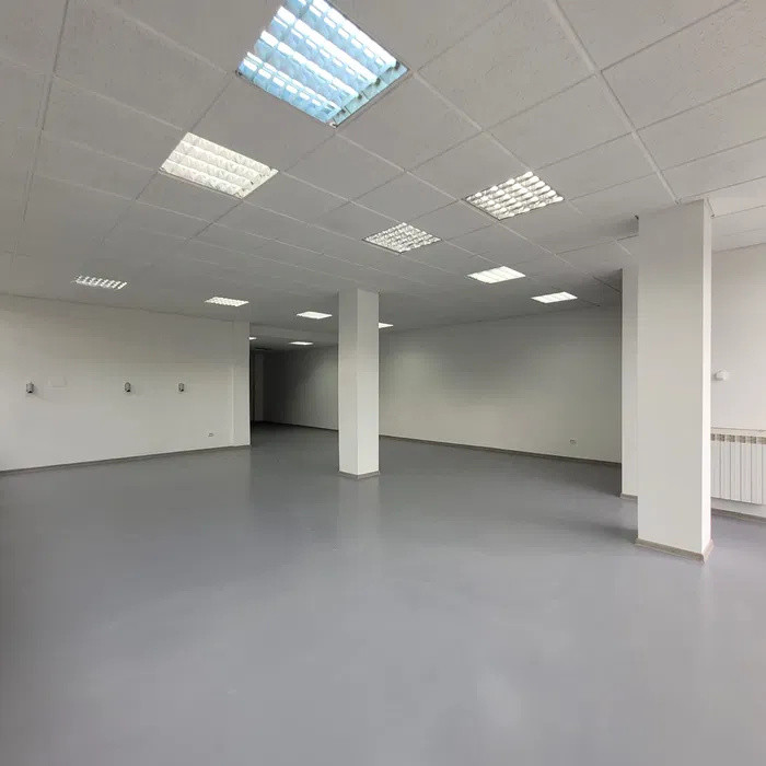 spatiu comercial de inchiriat cu in zona  Fundeni 