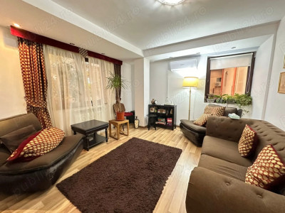 Casa moderna din 2015 la Piata Victoriei 