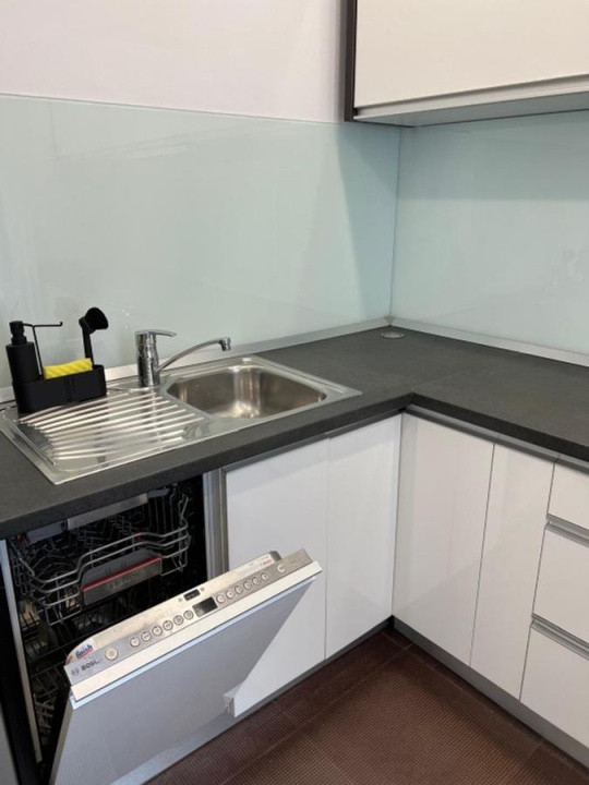 apartament semidecomandat de inchiriat cu 2 camere  in Dorobanti 